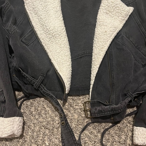 Zara Black Denim Jacket with Cream Lining - Picture 2 of 3